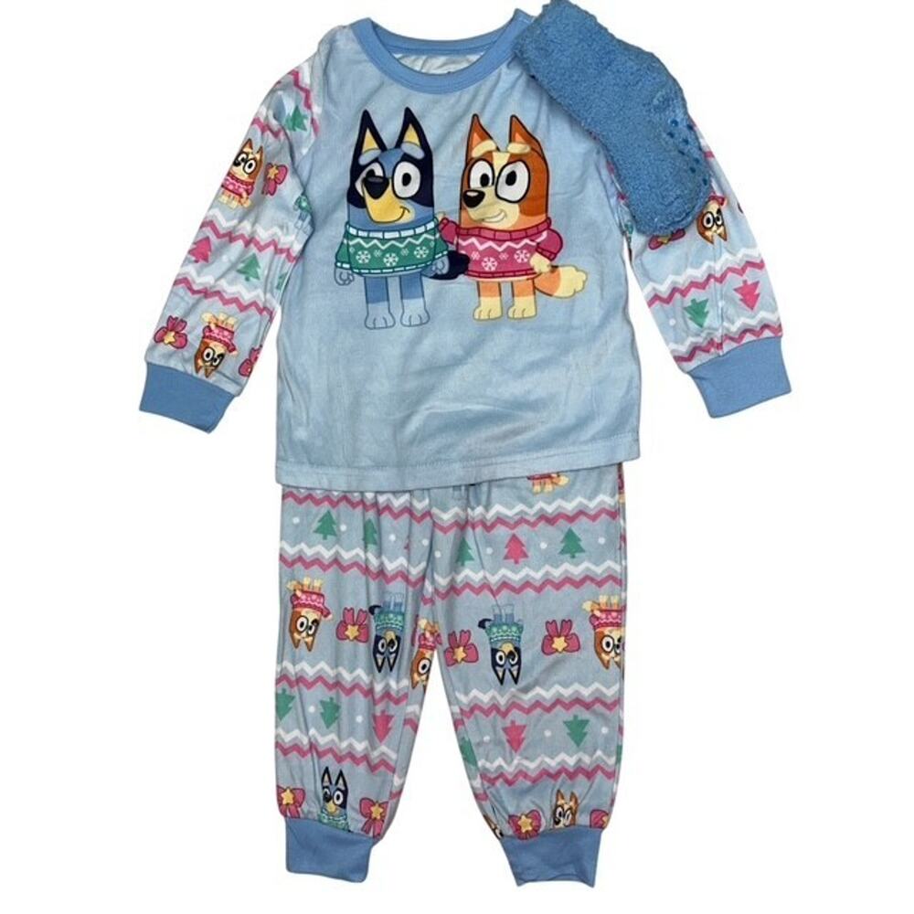 Bluey 2T Toddler 3 Piece Pajama and Sock Set Blue Flannel Cartoon PJ Sleepwear